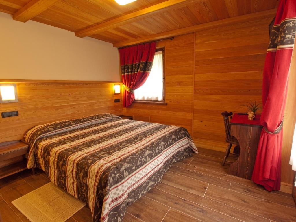 Villa Americana Chambres D'Hotes Champoluc Szoba fotó