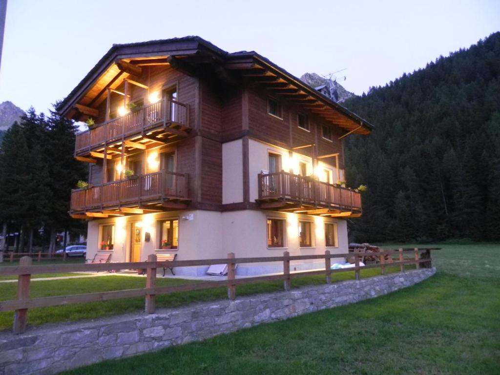 Villa Americana Chambres D'Hotes Champoluc Kültér fotó