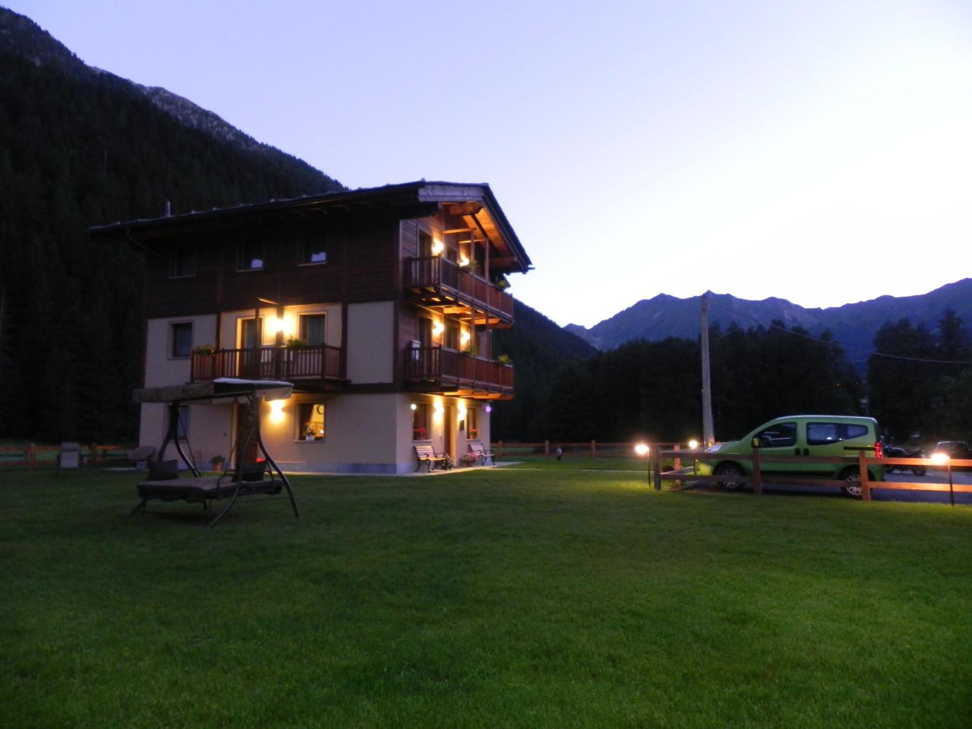 Villa Americana Chambres D'Hotes Champoluc Kültér fotó