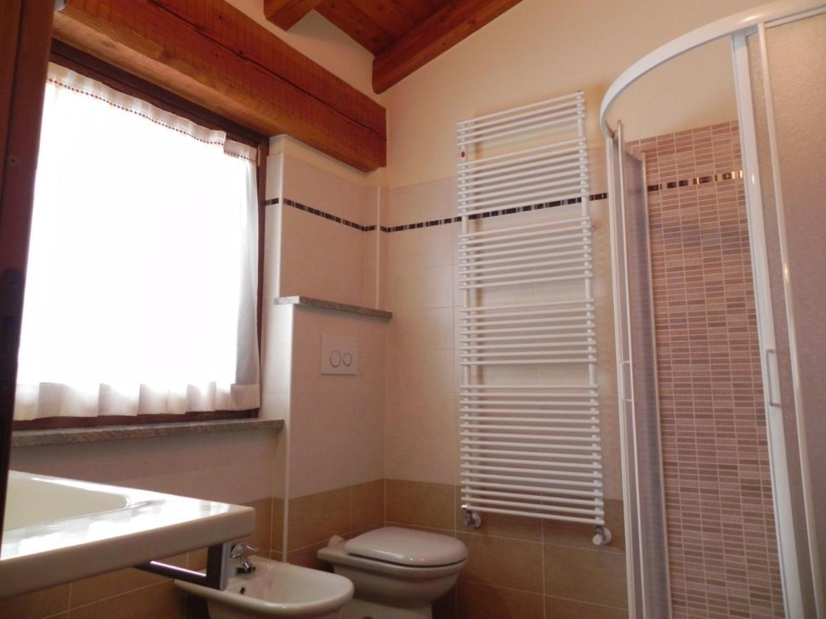 Villa Americana Chambres D'Hotes Champoluc Szoba fotó